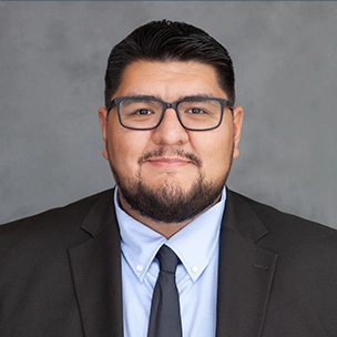 Headshot of Emmanuel Torres